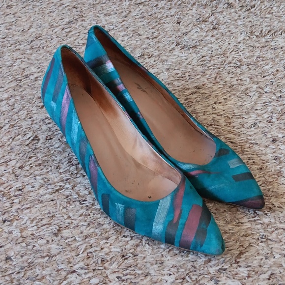 Anthropologie Embossed Kitten Heels Size 41/10 - Picture 5 of 6
